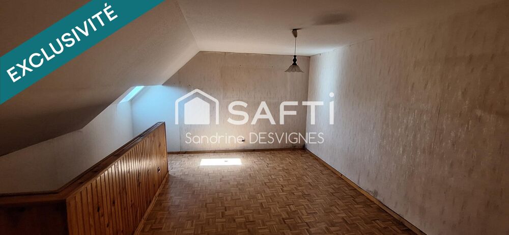 Vente Maison Longère à rénover avec dépendances et terrain clos La comelle