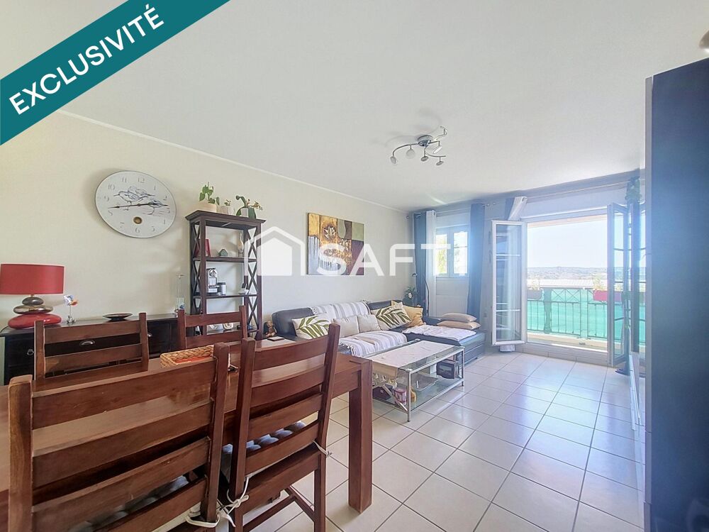 Vente Appartement T4 - 78m2 - 3 chambres - Balcon - Box en sous-sol Poissy