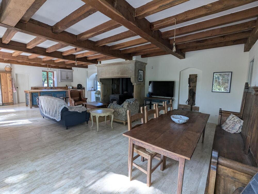 Vente Maison Calvignac, propriété et dépendances au bord du lot Calvignac