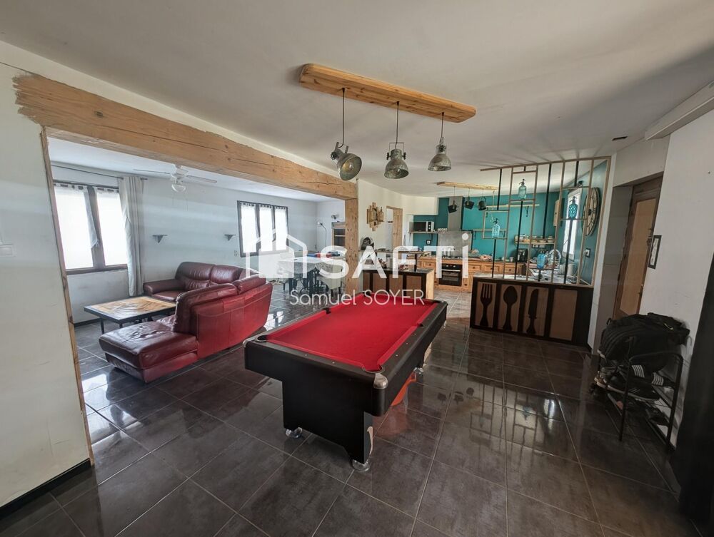 Vente Maison GRANDE MAISON INDIVIDUELLE AVEC DEPENDANCES GARAGE Chauny