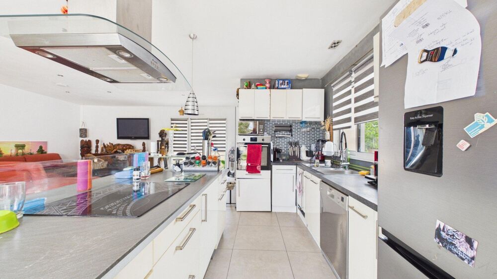 Maison de Plan pied de 2013, 3 chambres, garage double, dans un quartier résidentiel calme