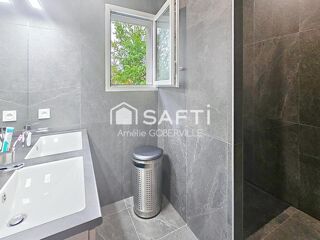  Maison � vendre 7 pi�ces 180 m�