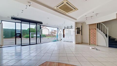 Immeuble 172 m&sup2; avec local commercial 104 m&sup2; &agrave; Quesnoy-sur-De&ucirc;le 380000 59890 Quesnoy-sur-deule