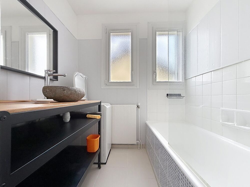 Vente Appartement T2 rénové de 55 m² - Parking sécurisé Nantes