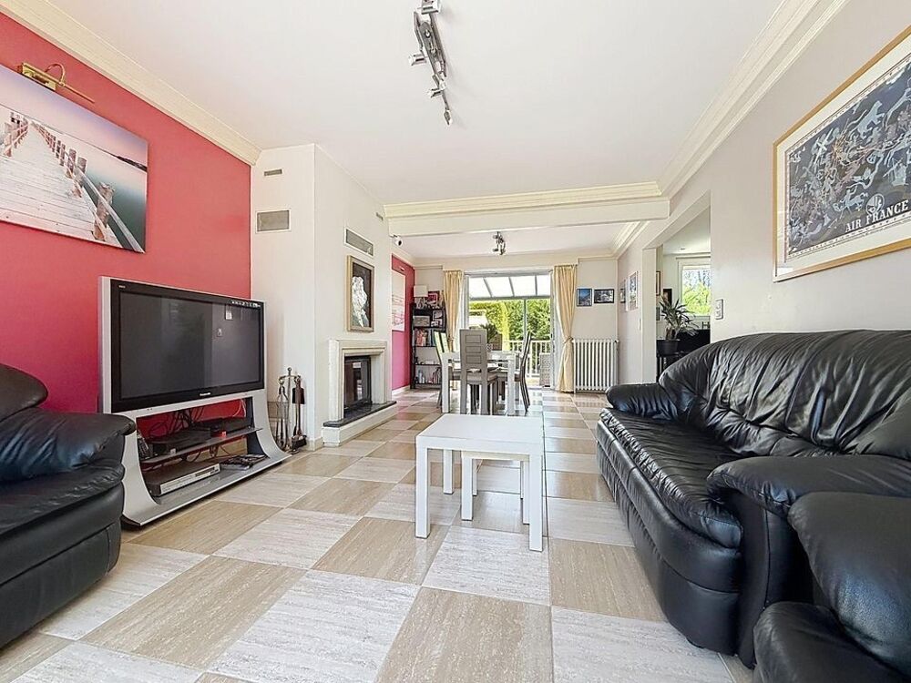 Vente Maison Maison familiale sans travaux avec garage 3 véhicules et jardin arboré Thiais