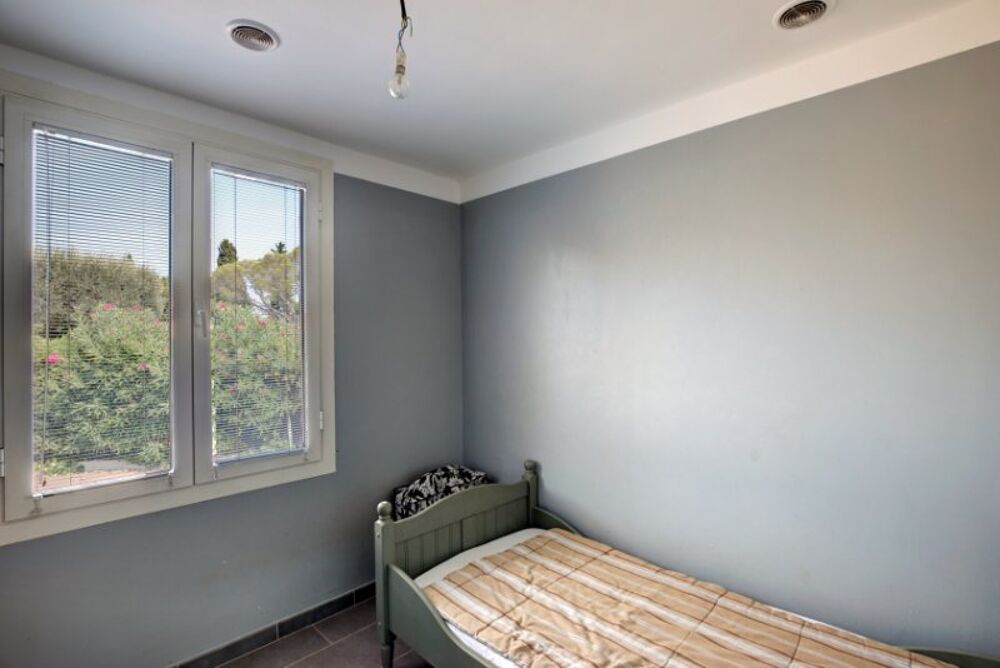 � vendre  Maison Saint-Rapha�l (83700)