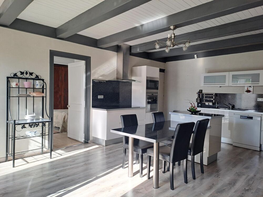 Maison en pierre 156M2, 3 chambres, 2 salles de bains