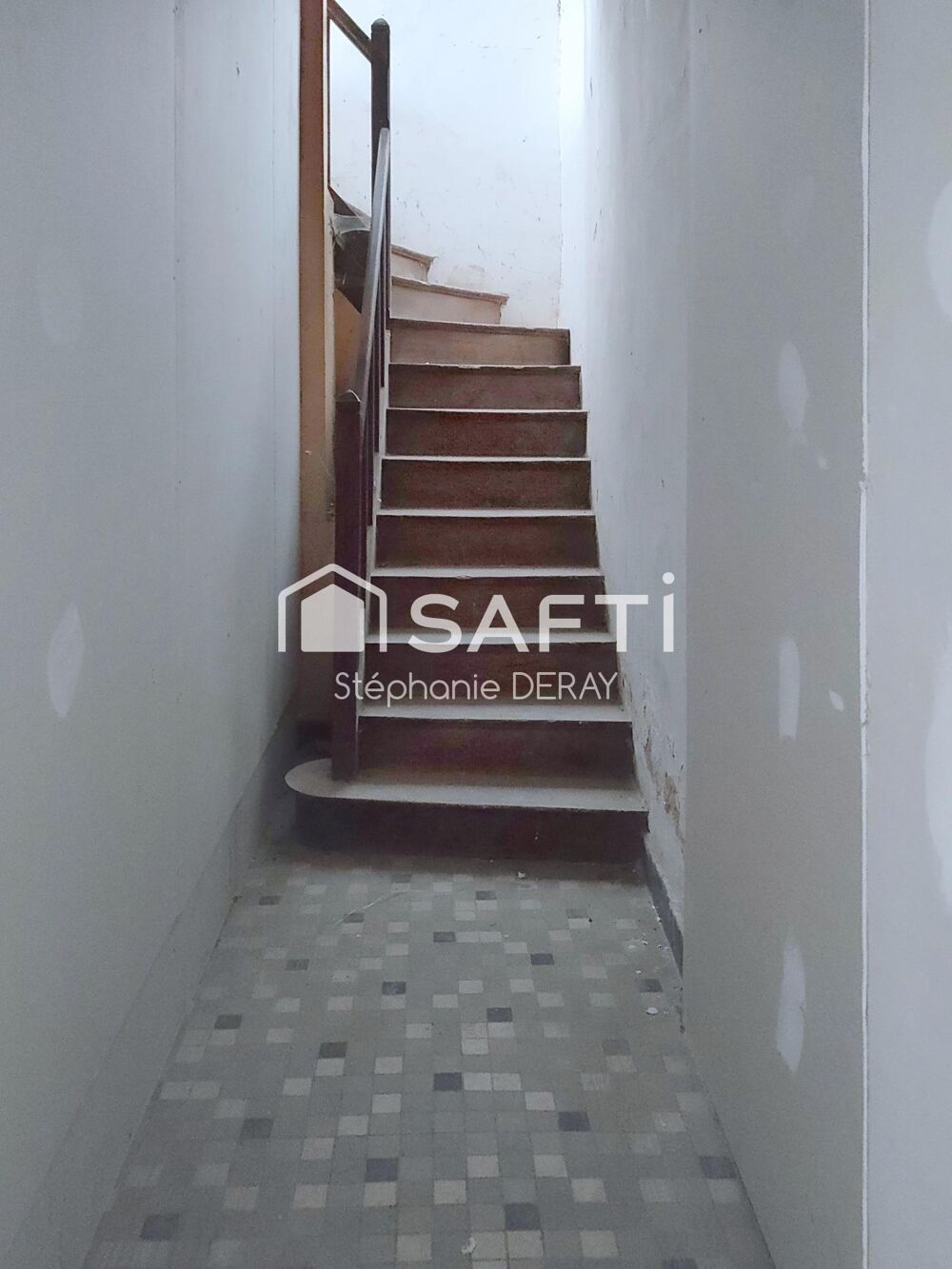 Vente Maison Maison de ville d'environ 200 m2- Fort potentiel à Oisemont Oisemont