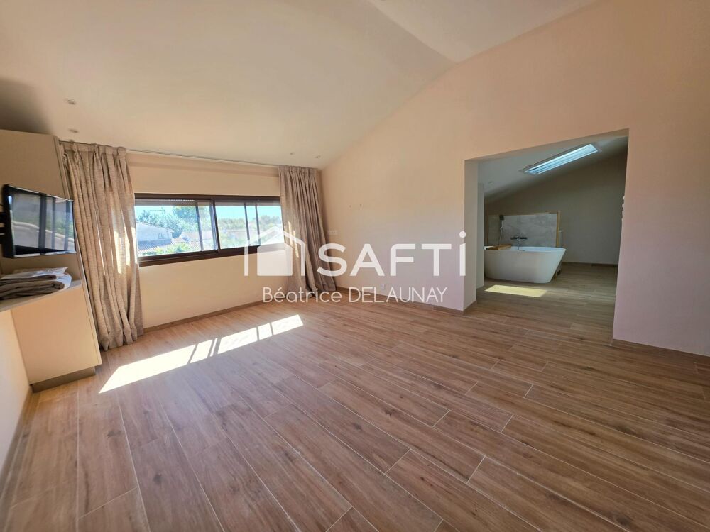 à vendre  Maison Aigues-Mortes (30220)
