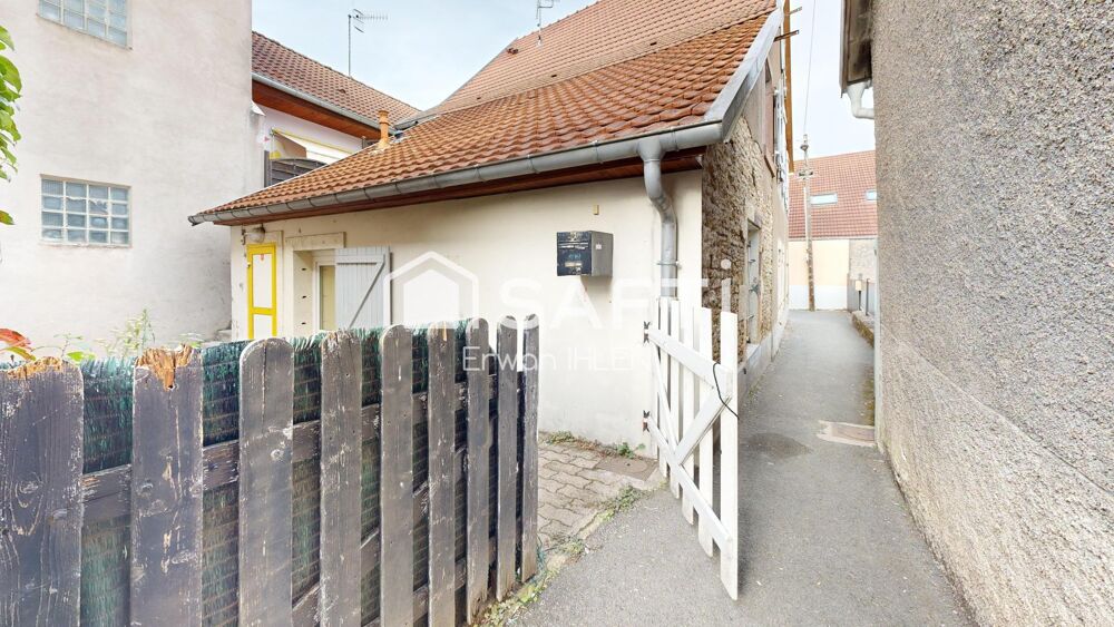 Vente Maison Appartement 95 m2 ,5 pièces 3 chambres , 25 m se terrain Hericourt