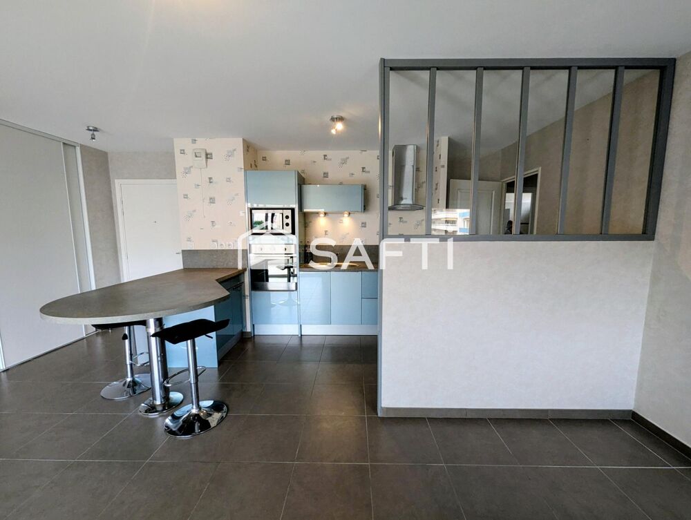 Vente Appartement NOUVEAUTE, appartement situé au centre ville de Saint-Raphaël dans une Résidence sécurisée avec ascenseur, parking privatif Saint-raphael