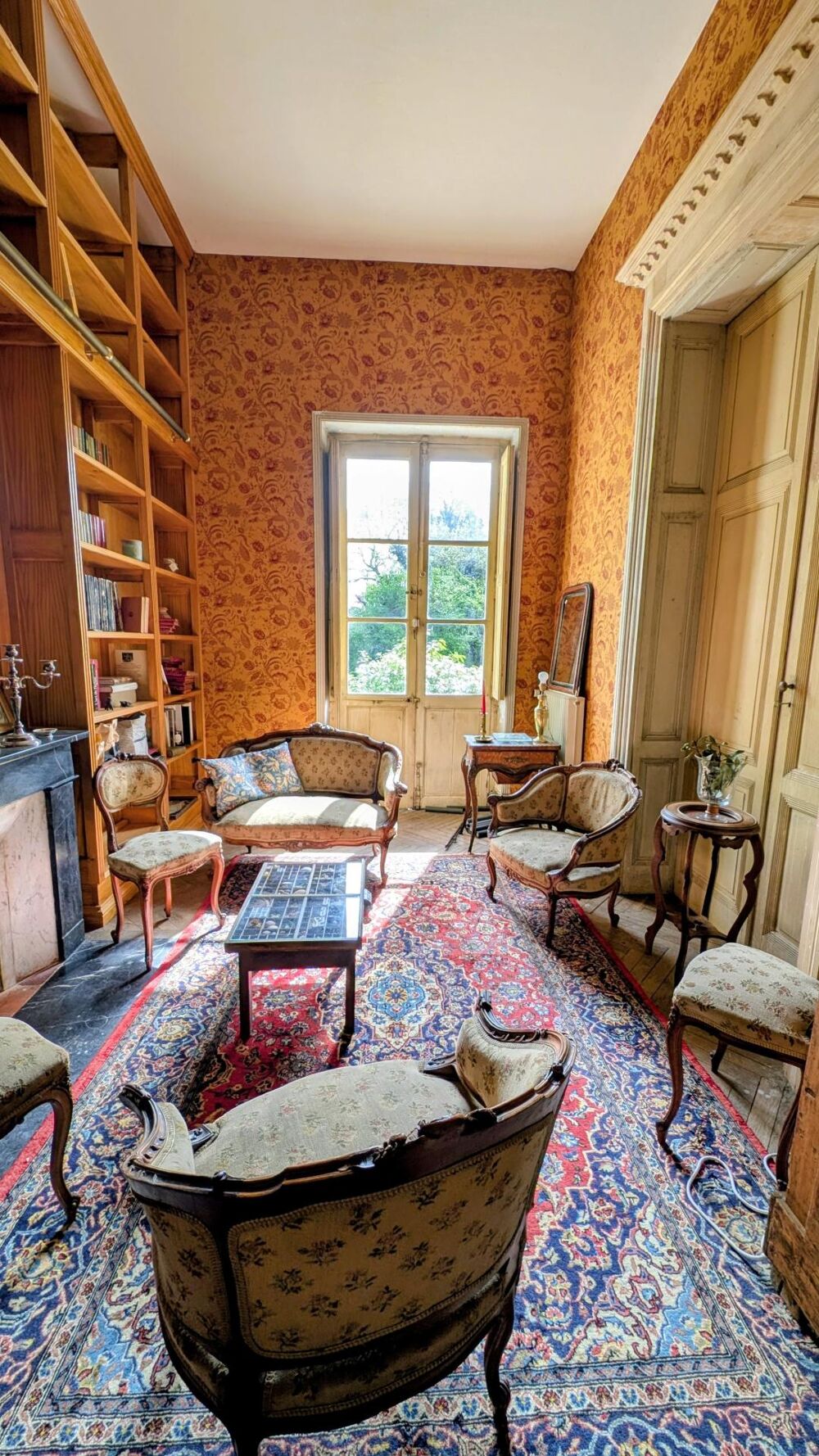 à vendre  Propriété/château Neuillé (49680)