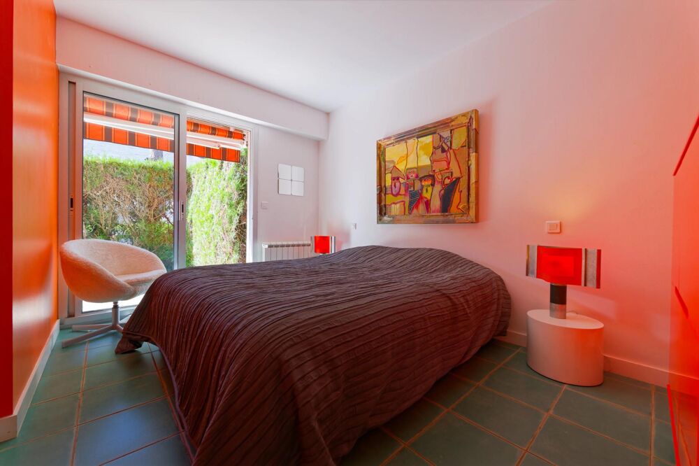 Très bel appartement de deux pièces en hyper centre de La Baule avec garage