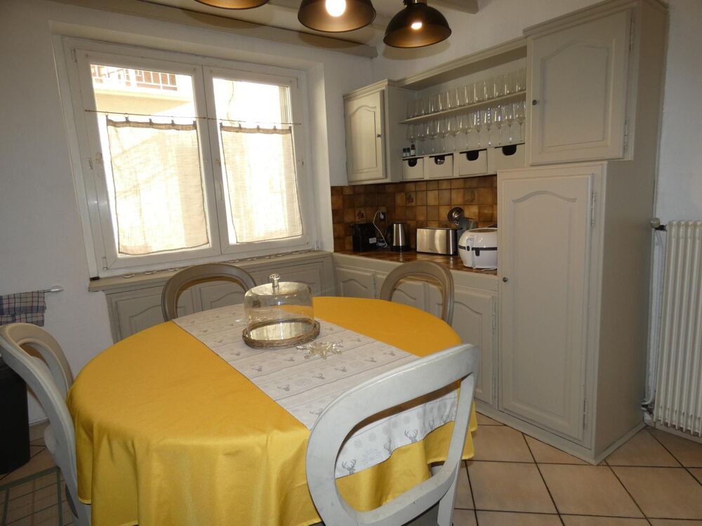 Vente Maison Maison T5 d'environ 104m² avec jolie cour intérieure, 2 terrasses et un garage - habitation de 90m² Couiza
