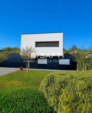  Maison à vendre 8 pièces 236 m²
