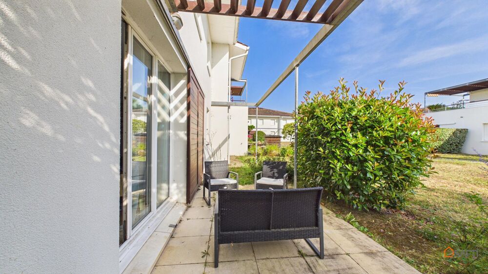 À VENDRE  T2 DE 46 M² VENDU ENTIÈREMENT MEUBLÉ