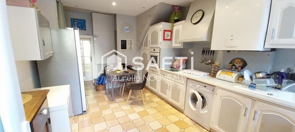 Vente Maison Maison centre ville avec cour ferme et 3 chambres Aigueperse