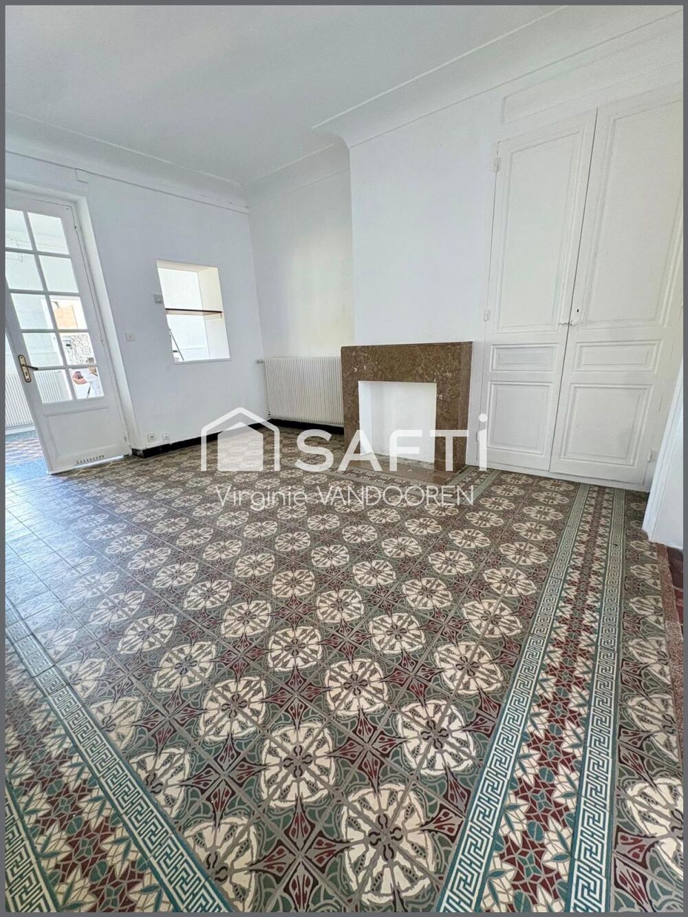 Appartement de caractère avec cour, à deux pas de la mer