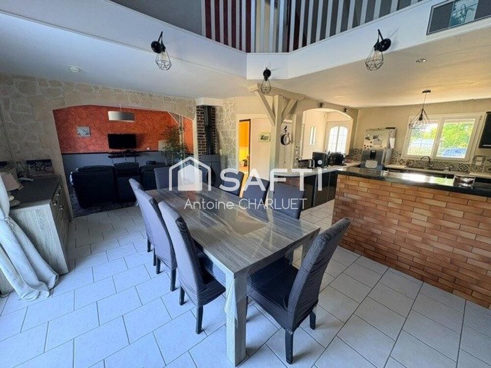 Maison 170m² sans travaux avec piscine - 4 chambres - terrain de 4567m²