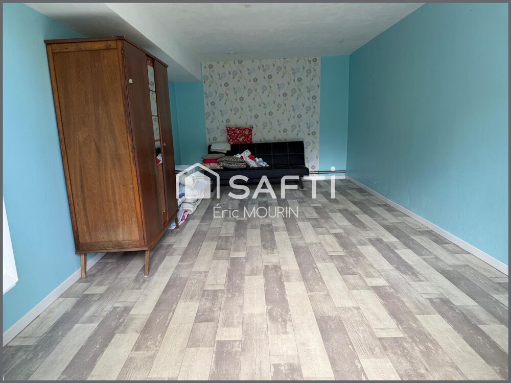 Vente Maison Cette grande fermette de plain pied avec terrain terrain agricole et plan d'eau. Ombree d anjou