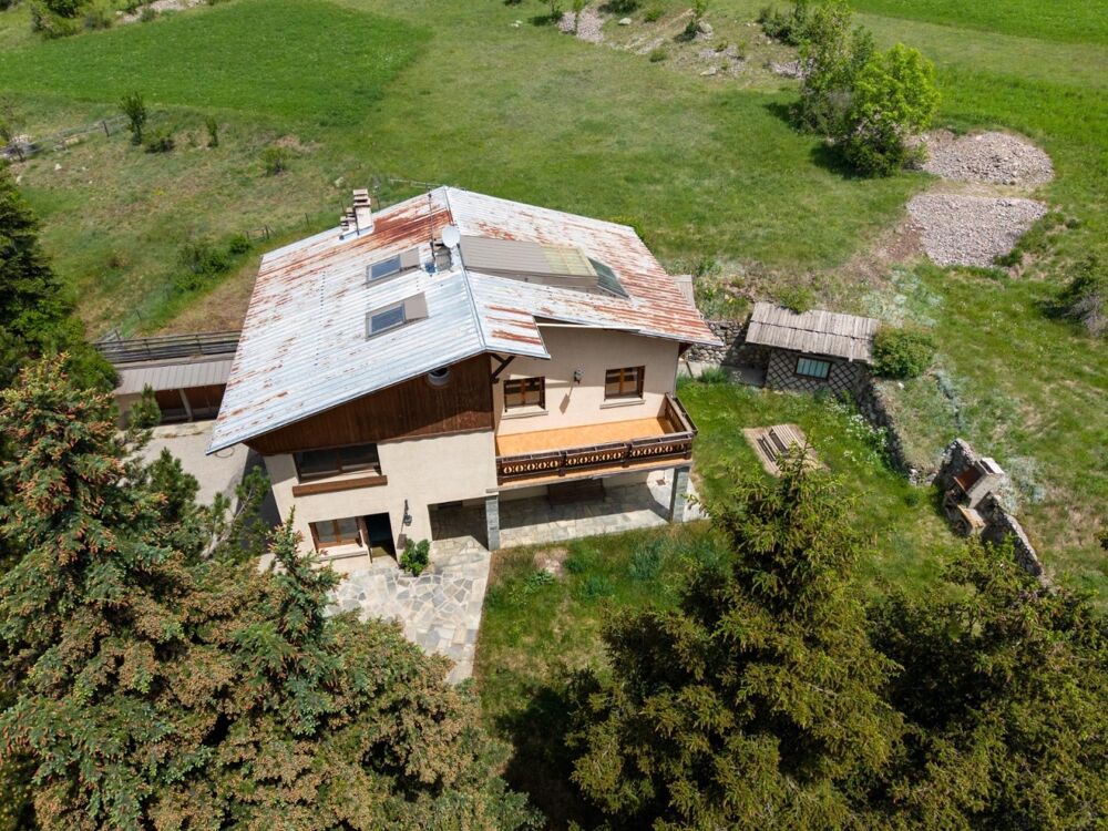 Propriété à fort potentiel avec vue panoramique