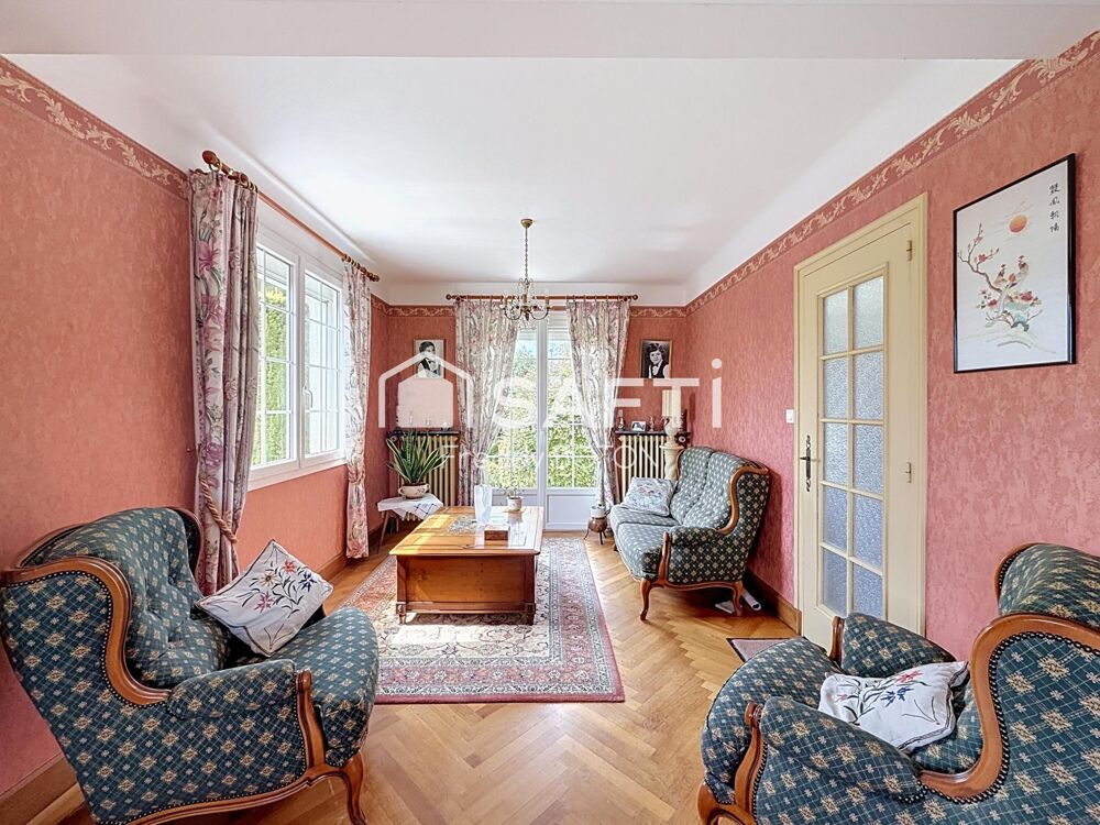 Vente Maison Volumes et potentiel!! Moncoutant