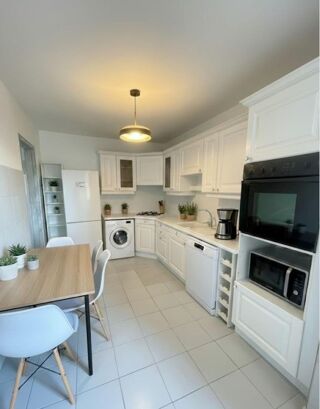  Appartement � vendre 3 pi�ces 77 m�