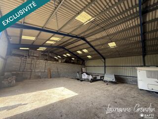 Vente Immeuble TERRAIN CONSTRUCIBLE ET HANGARS LA VERGNE 17400 La vergne