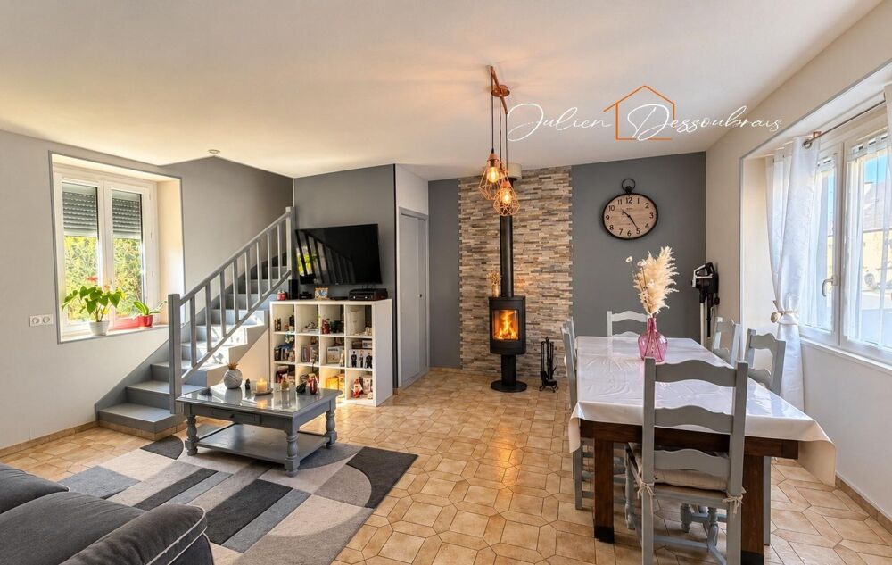 Vente Maison Maison 84 m², 2 chambres, bureau ou dressing, jardin clos Villedieu-sur-indre