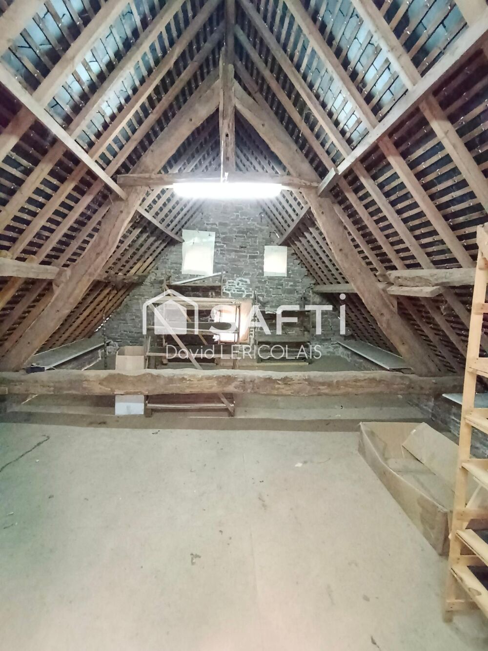 Vente Maison TRES GRANDE LONGERE EN PIERRES Le mesnil-rogues