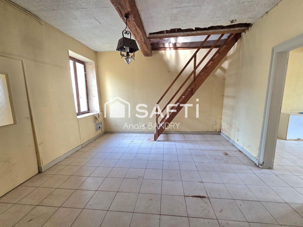 Maison de ville à rénover avec potentiel