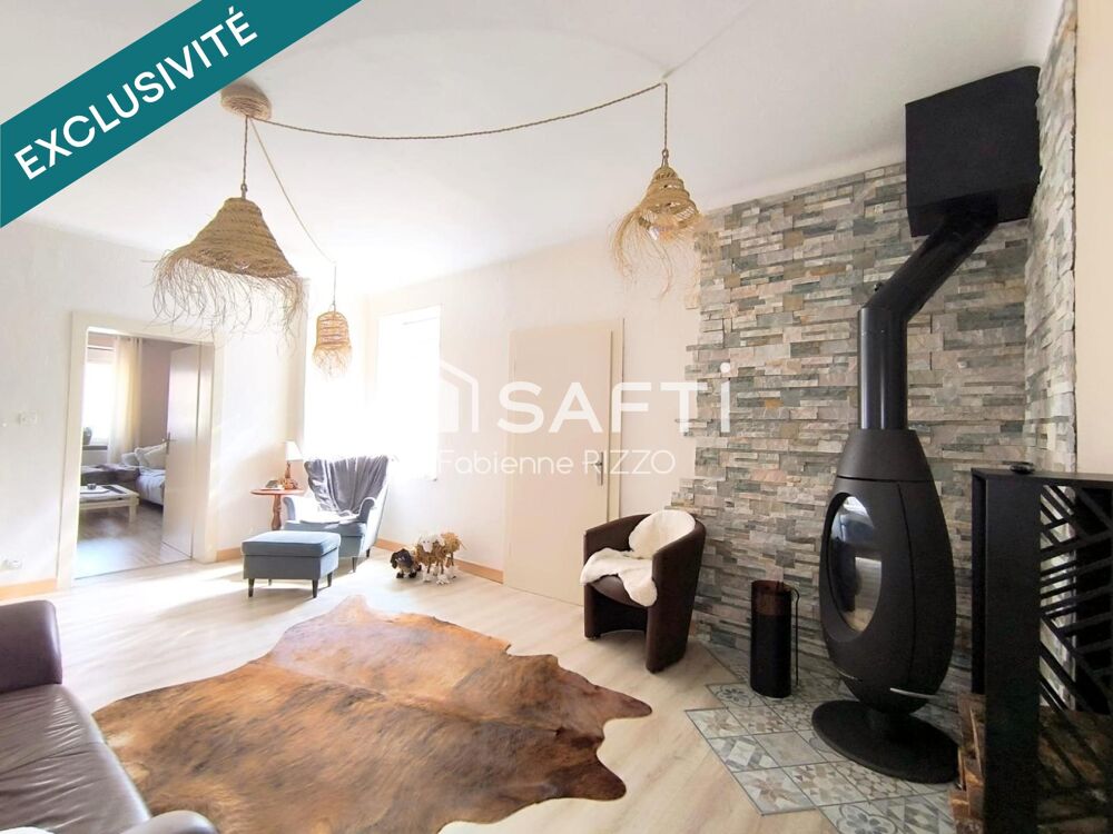 GUENVILLER  MAISON FAMILIALE DE 195 M²  1 059 M² DE TERRAIN  DOUBLE GARAGE