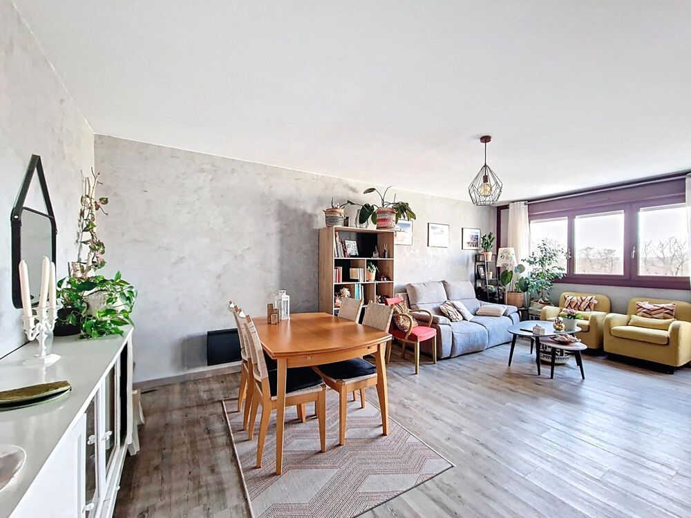 T5 99 m² environ  DPE C, 4 chambres, cave