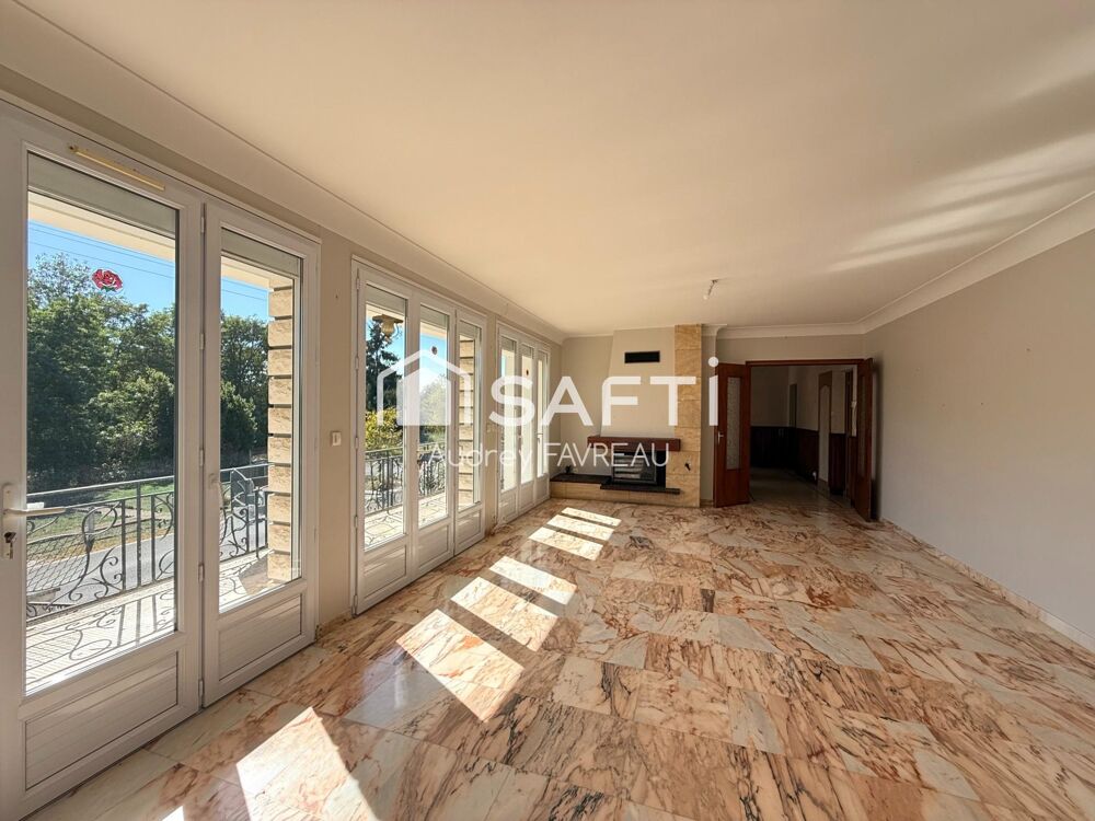 Maison familiale avec sous-sol, terrain de 2186m2
