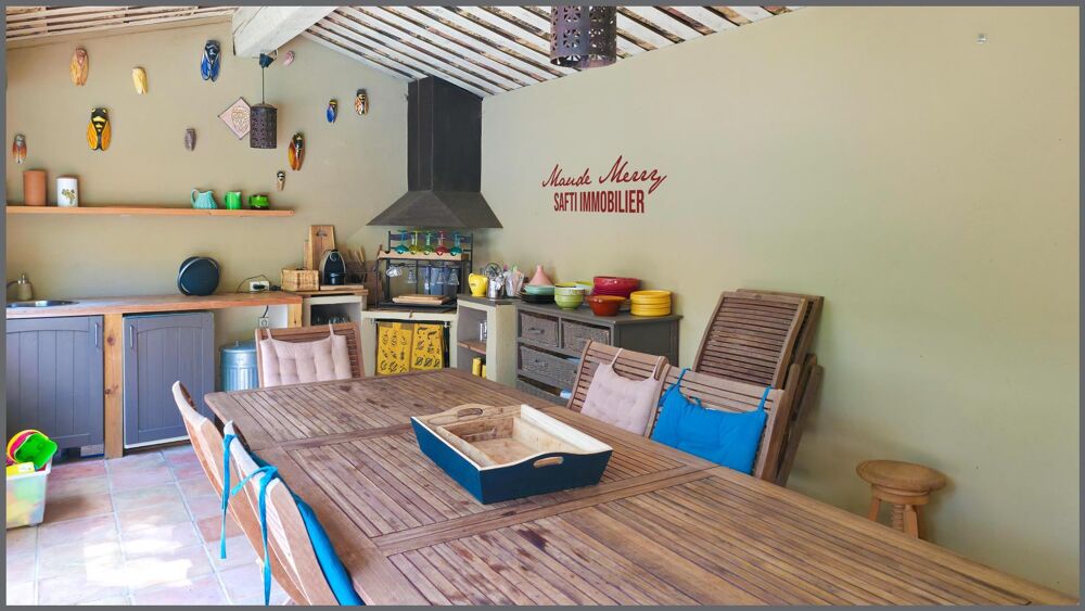 Mas provençal au charme de 160 m2 - 4 chambres + une indépendante - piscine DIFFAZUR - abri-voiture - terrain de 2600 m2 clôturé
