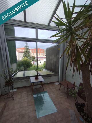  Maison � vendre 9 pi�ces 203 m�