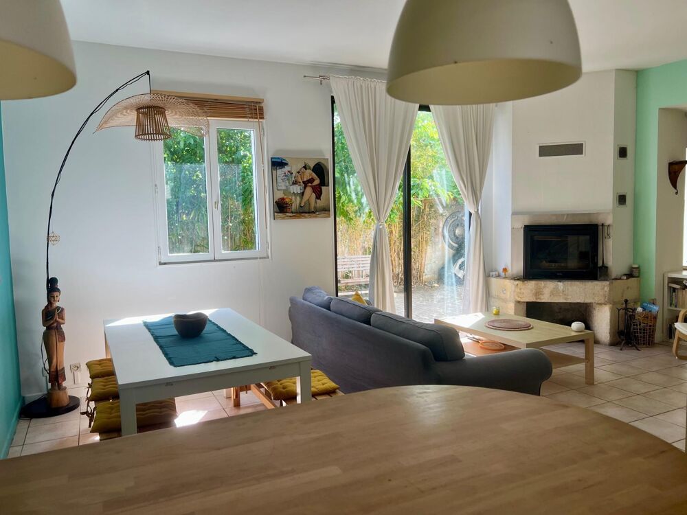 Vente Maison Maison 93m2 - 3 chambres Saint-jean-d'angely