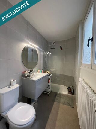  Immeuble à vendre 198 m²