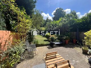  Maison  vendre 8 pices 211 m