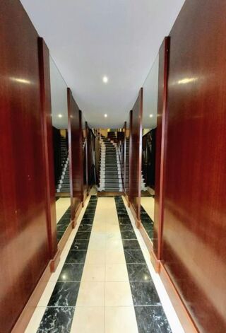  Immeuble � vendre 1100 m�