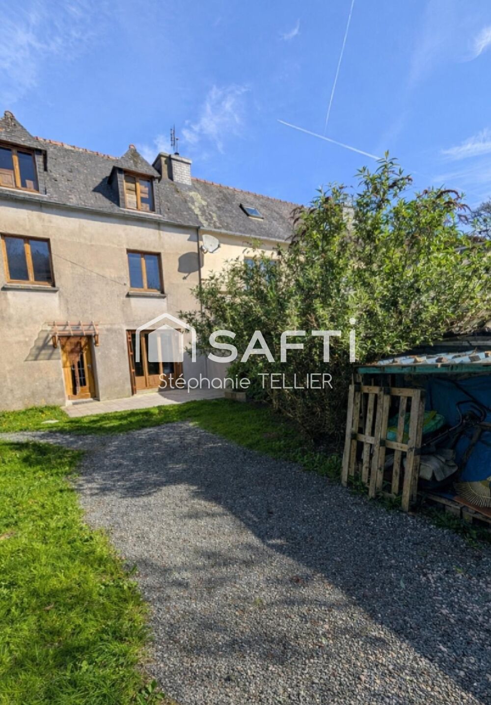 Maison proche de toute commodité dans un secteur paisible