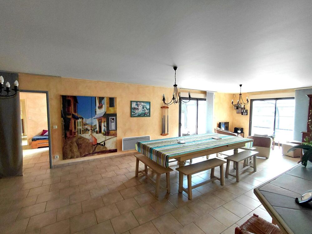 MAISON 6 chambres plus bureau en SOLOGNE