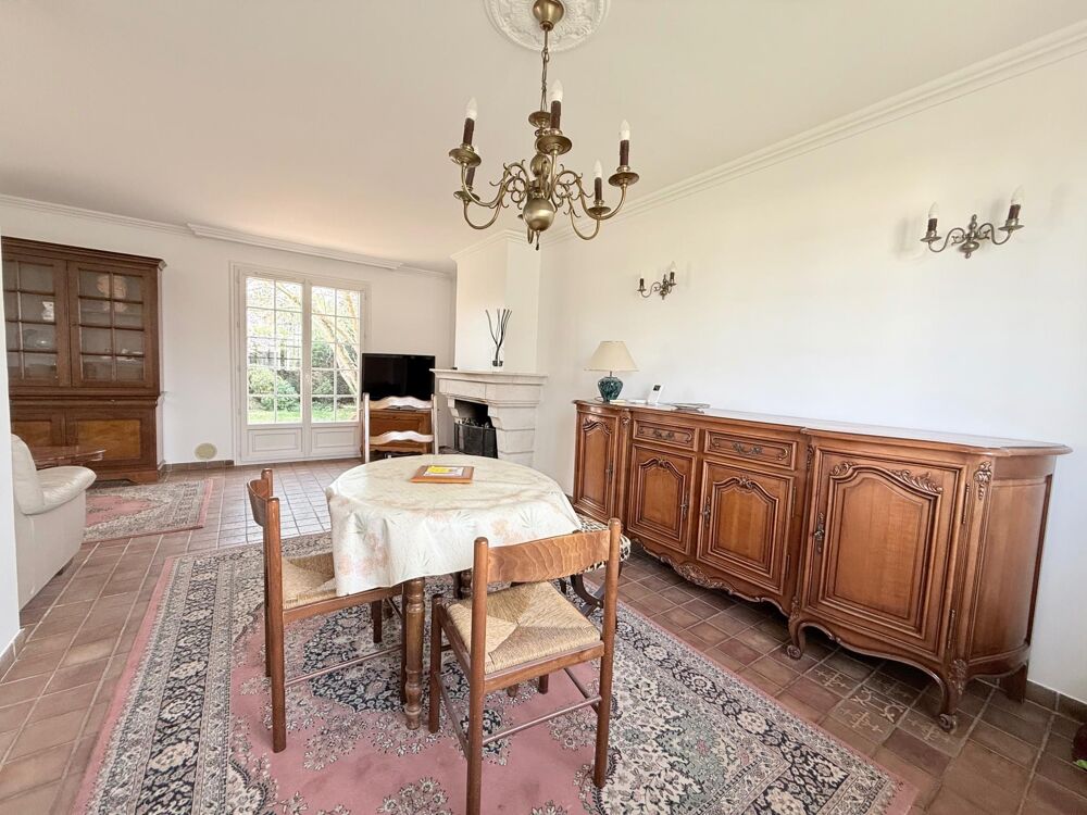 Maison de 130M2 édifiée sur un terrain de 628M2