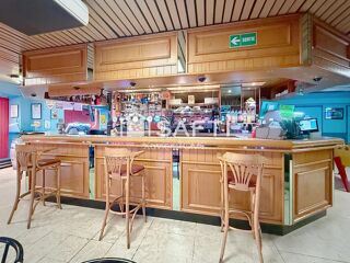  Immeuble � vendre 212 m�