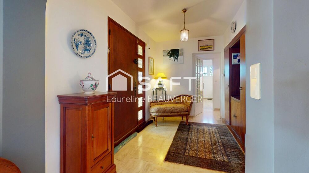 à vendre  Maison Carqueiranne (83320)