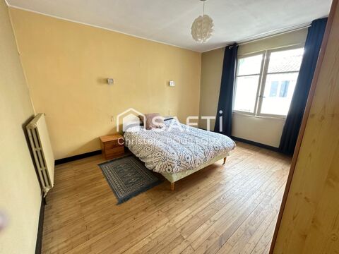   Maison de bourg, 3 chambres, 2 SDB, un garage Maison - 4 pice(s) - 100 m