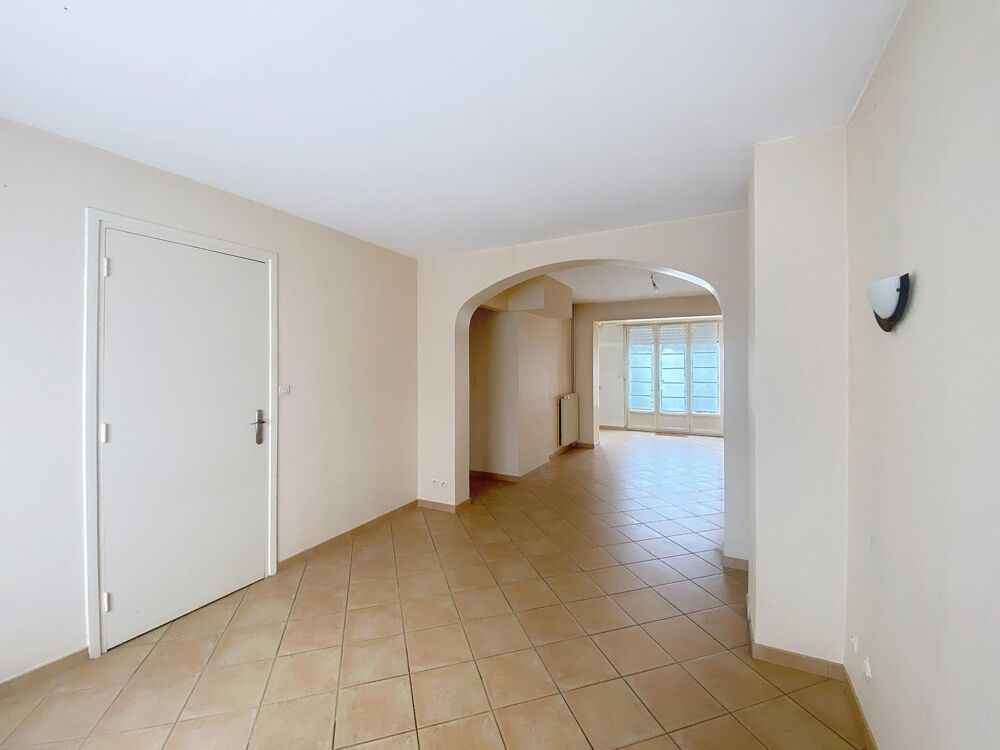 Vente Maison MAISON 3 CHAMBRES SOUS SOL COMPLET JARDIN SECTEUR CALME Valenciennes