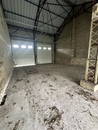  Immeuble à vendre 200 m²