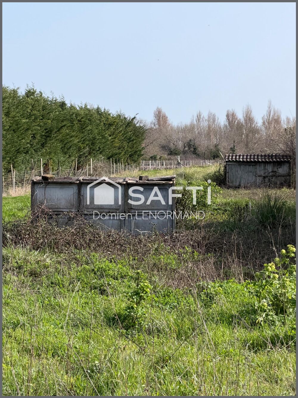Vente Terrain Magnifique terrain de 2258m2 à  L'ileau 17190 Saint-pierre-d'oleron