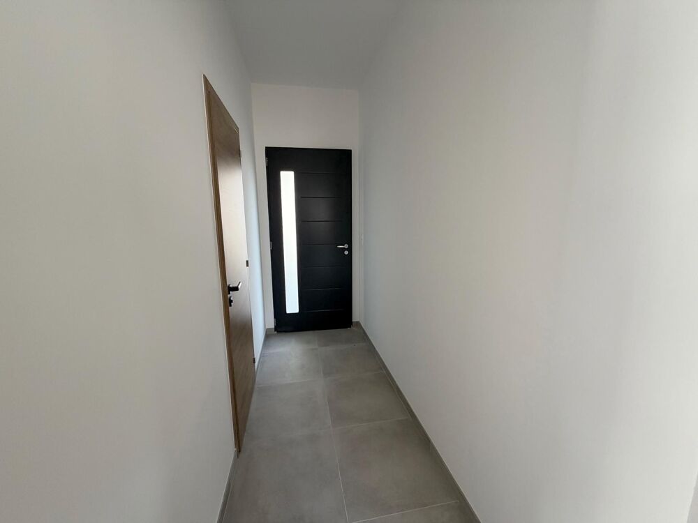 VILLA 95 M² AVEC GARAGE ET PISCINE SUR TERRAIN DE 414 M²